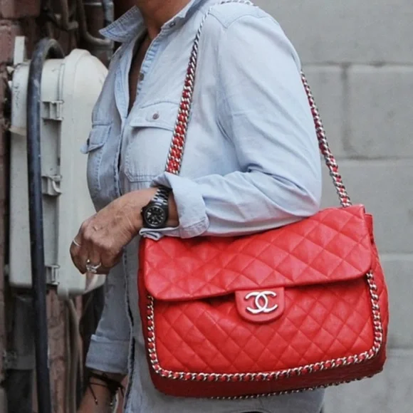 CHANEL from PARIS Quilted Lambskin SAC Maxi Chain Around Purse. AUTHENTIC PURSE - Picture 7 of 10